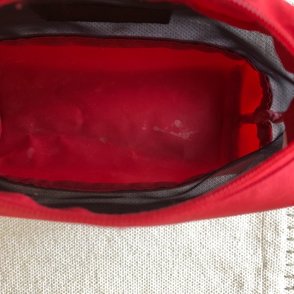 Ralph Lauren Polo sport  vintage red toiletry bag - Picture 7 of 8